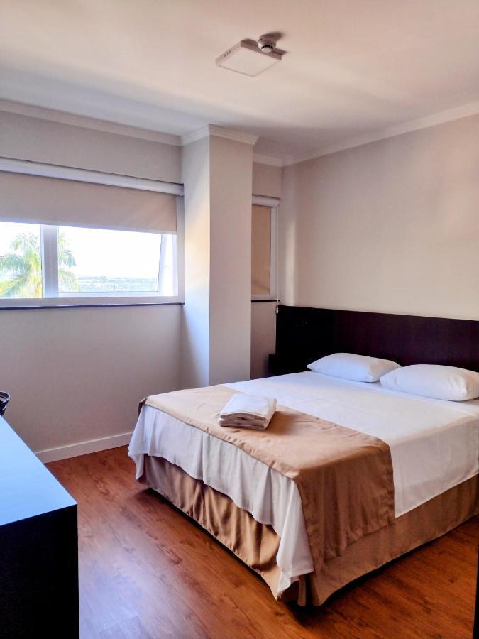 Hotel Italia Paranavaí Eksteriør billede